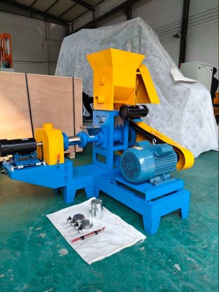 Extruder Machine With Good Condition